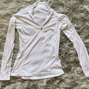 2/$20 Patagonia Lightweight White Quarterzip